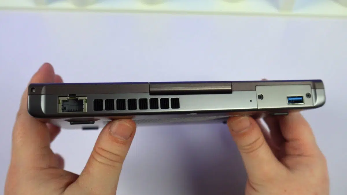 GPD Pocket 3 Pohľad zozadu