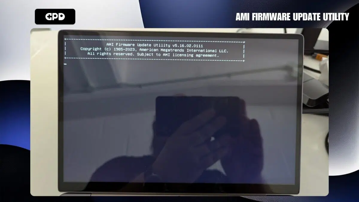 Zaslon Uslužni program za ažuriranje firmvera AMI