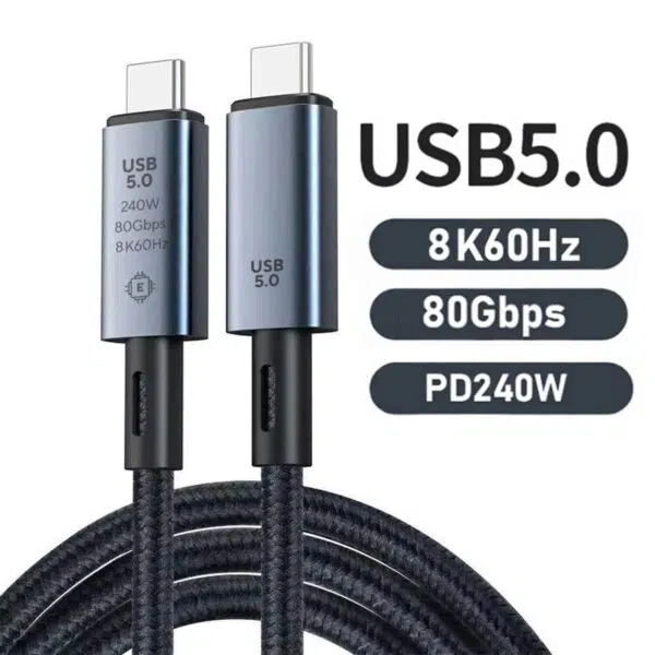 Fokus: Funktionsoversigt (heltebillede) Visuelt: Svarer til billede 01, men med stor tekst "piller" i højre side. Vigtig information: Store, fede etiketter for USB 5.0, 8K60Hz, 80Gbps og PD240W.